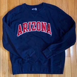 University of Arizona crewneck sweatshirt size M